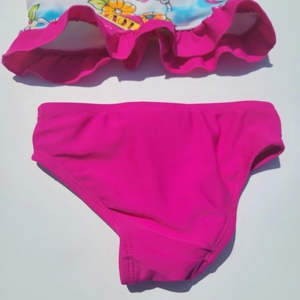 3/$15🏝Breaking Waves🏝🌺 6-9 month old Swimsuit